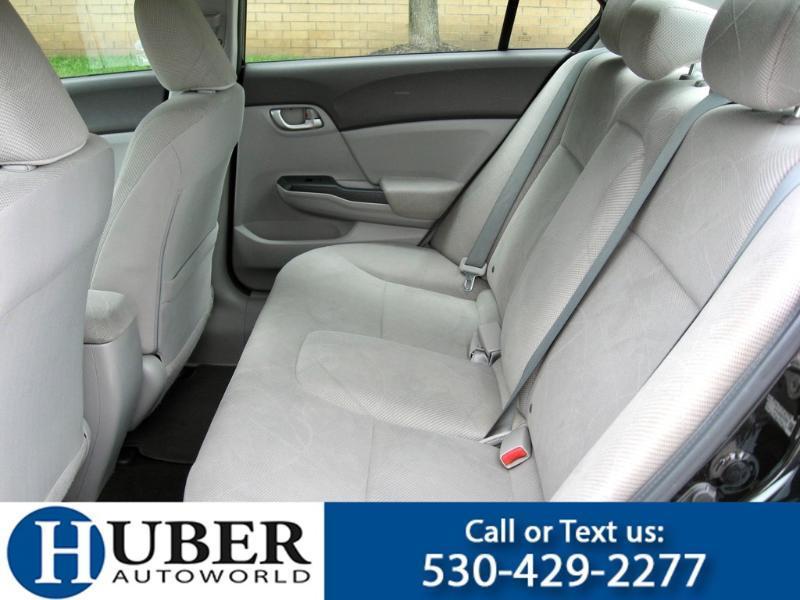 Honda Civic LX Sedan 5-Speed AT 2012