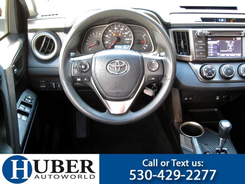 Toyota RAV4 LE AWD 2014