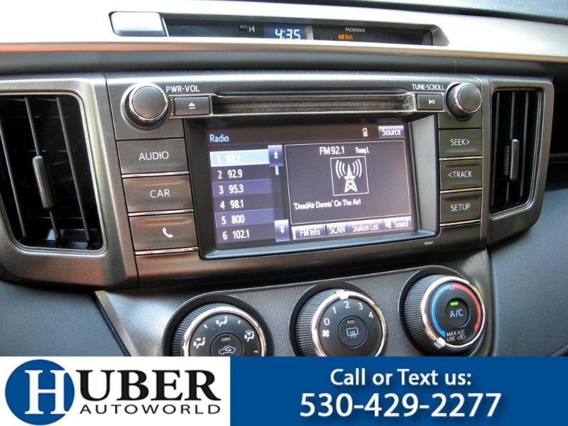 Toyota RAV4 LE AWD 2014