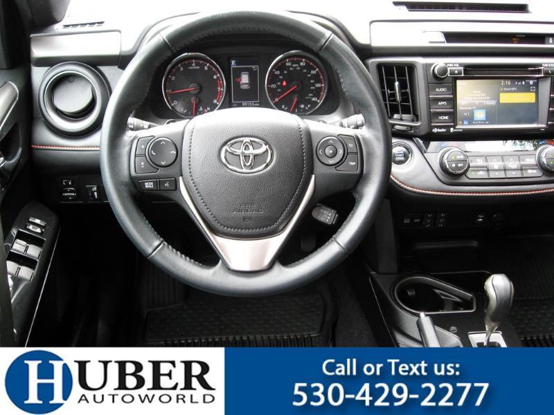 Toyota RAV4  2016