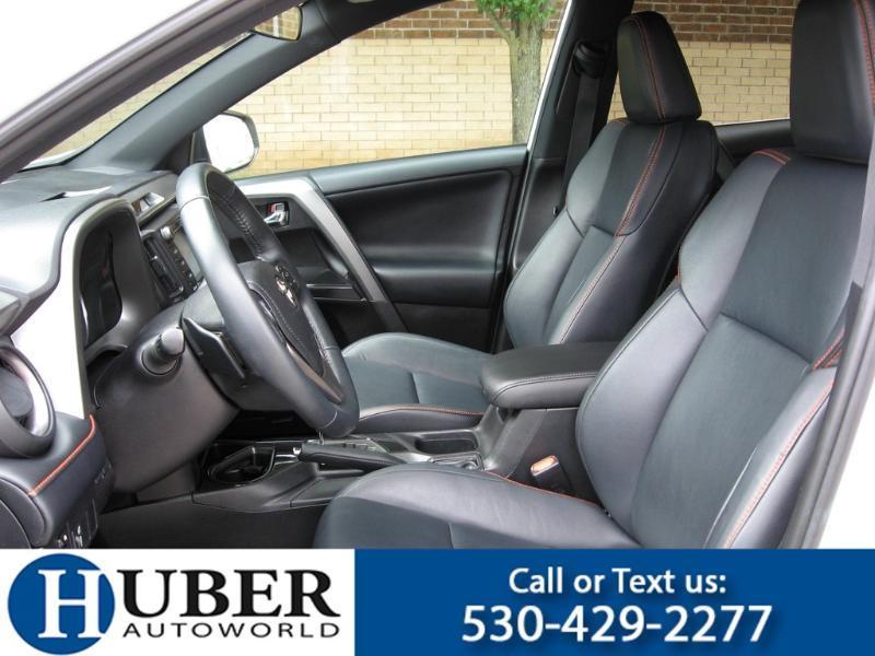 Toyota RAV4  2016