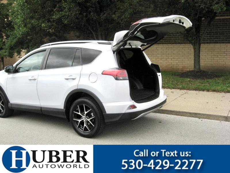 Toyota RAV4  2016