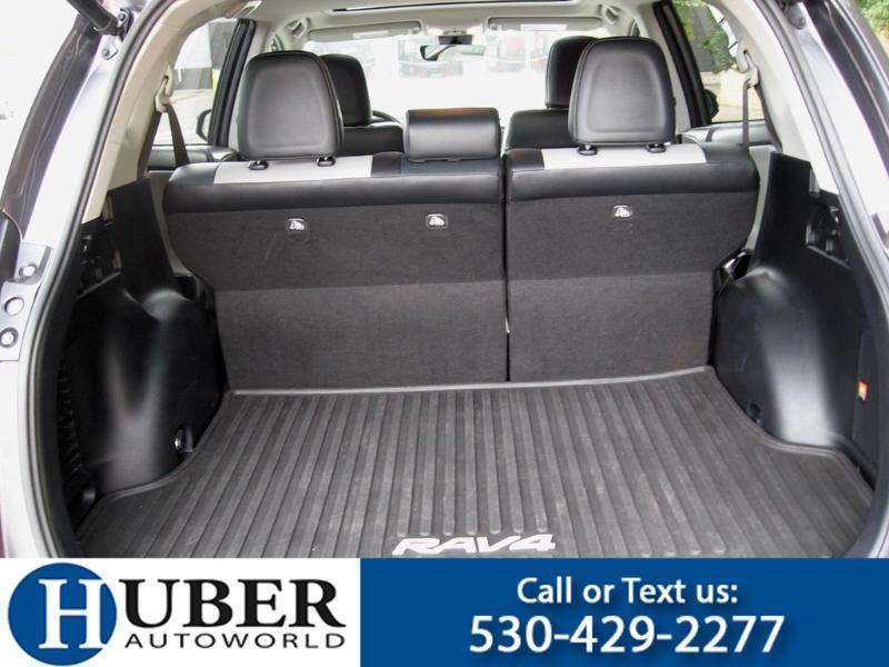 Toyota RAV4 Limited AWD 2017