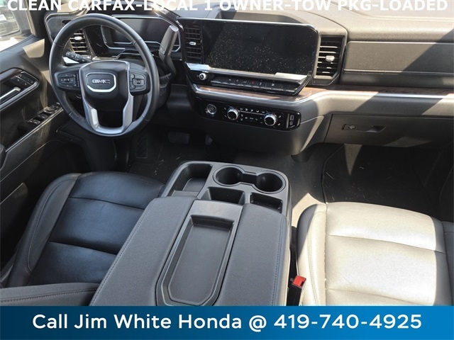 GMC Sierra 1500 SLT Crew Cab 4WD 2024