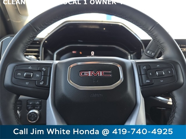 GMC Sierra 1500 SLT Crew Cab 4WD 2024