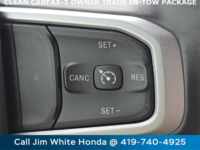 RAM 1500 Big Horn Crew Cab SWB 4WD 2020