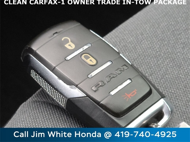 RAM 1500 Big Horn Crew Cab SWB 4WD 2020