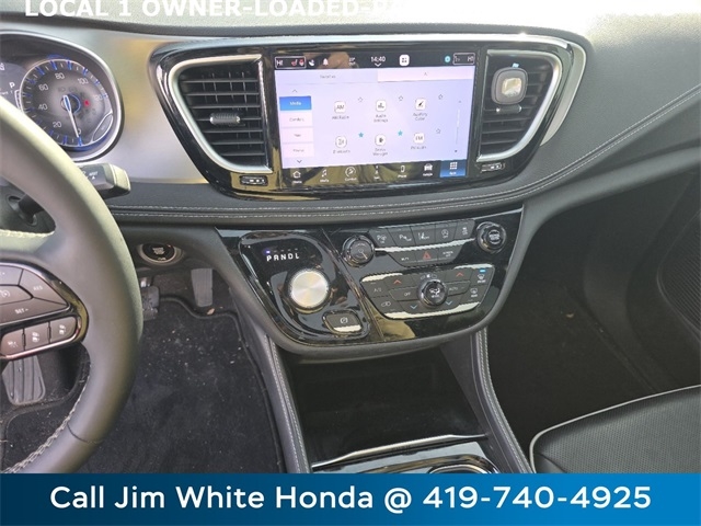 Chrysler Pacifica Limited AWD 2022