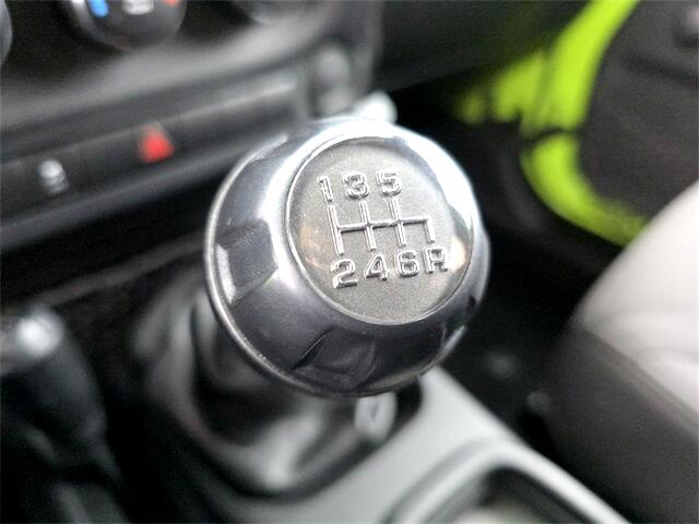 Jeep Wrangler Sport 4WD 2013