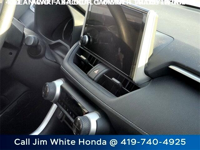 Toyota RAV4 XLE AWD 2023