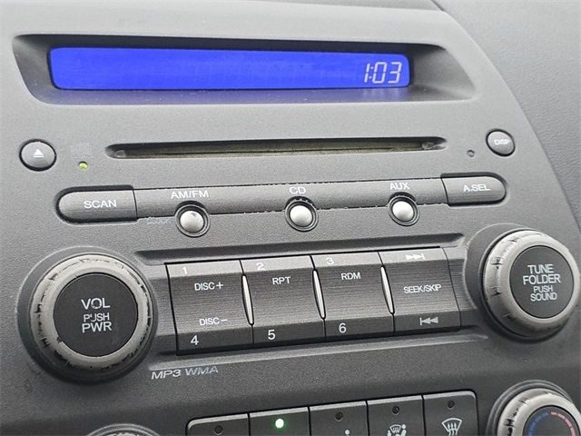 Honda Civic LX Sedan 5-Speed AT 2009