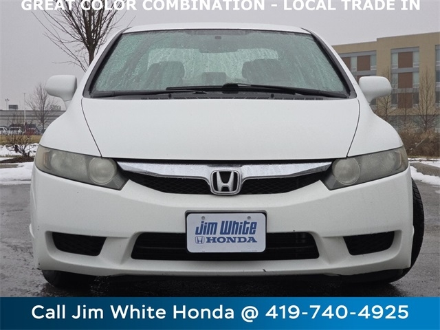 Honda Civic LX Sedan 5-Speed AT 2009