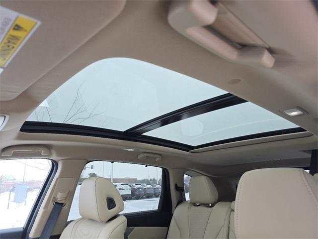 Acura MDX SH-AWD w/Technology Package 2024