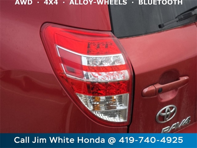 Toyota RAV4 Limited V6 4WD 2009