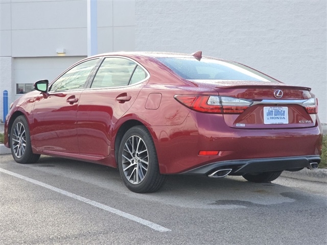 Lexus ES 350 Sedan 2016