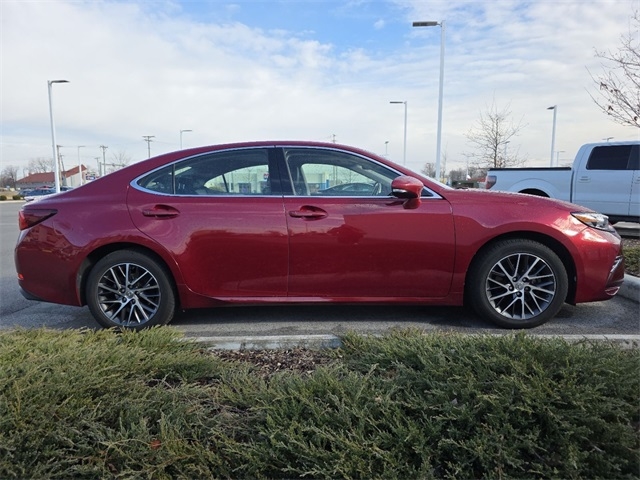 Lexus ES 350 Sedan 2016