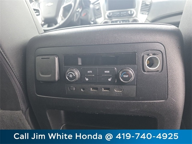 Chevrolet Suburban Premier 4WD 2017