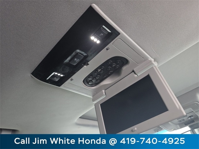 Chevrolet Suburban Premier 4WD 2017