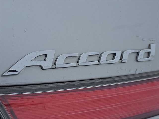 Honda Accord LX sedan AT 2012