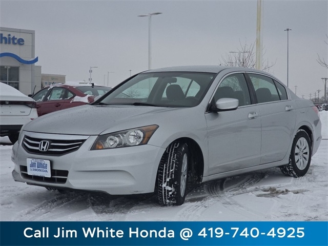 Honda Accord LX sedan AT 2012