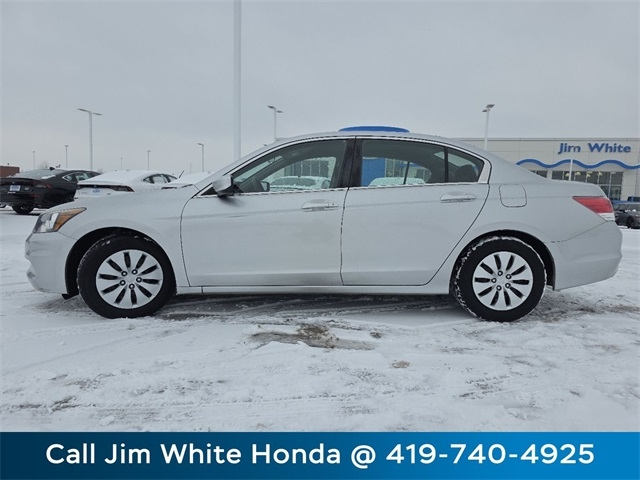 Honda Accord LX sedan AT 2012