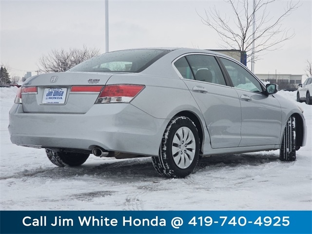 Honda Accord LX sedan AT 2012