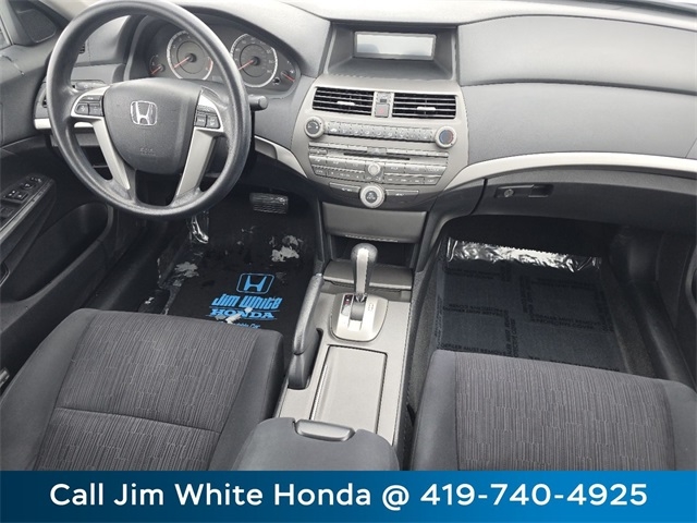 Honda Accord LX sedan AT 2012