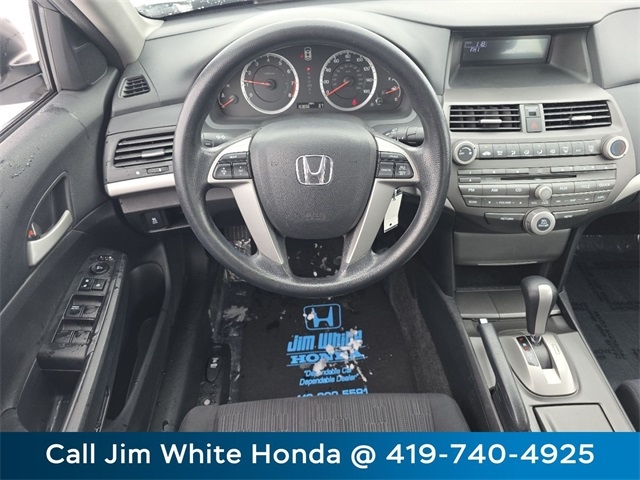 Honda Accord LX sedan AT 2012