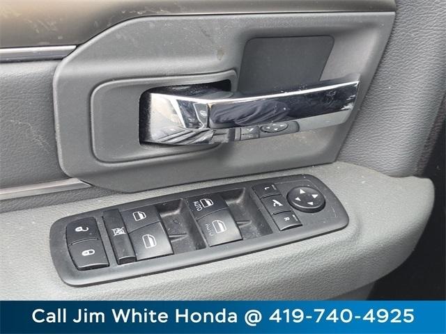 RAM 1500 Classic Tradesman Crew Cab SWB 4WD 2019