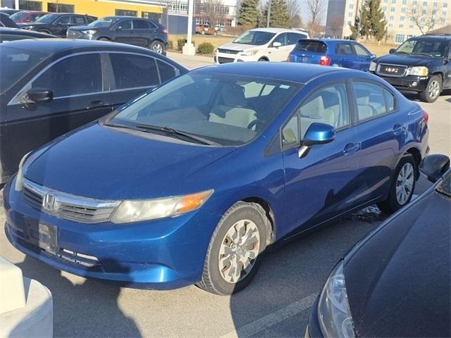 Honda Civic LX Sedan 5-Speed AT 2012