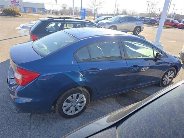 Honda Civic LX Sedan 5-Speed AT 2012