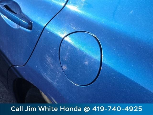 Honda Civic LX Sedan 5-Speed AT 2012