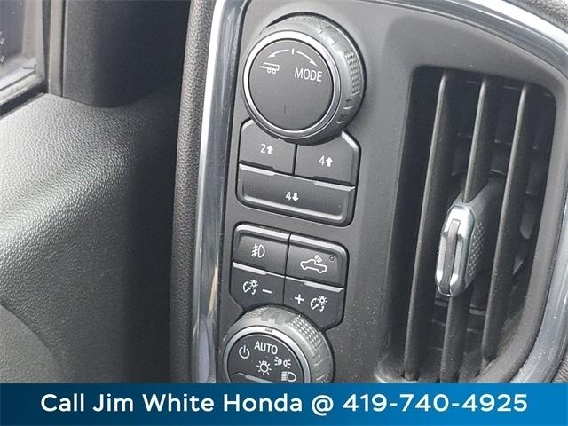 Chevrolet Silverado 3500HD LT Crew Cab 4WD 2020