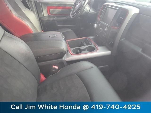 RAM 1500 Rebel Crew Cab SWB 4WD 2016