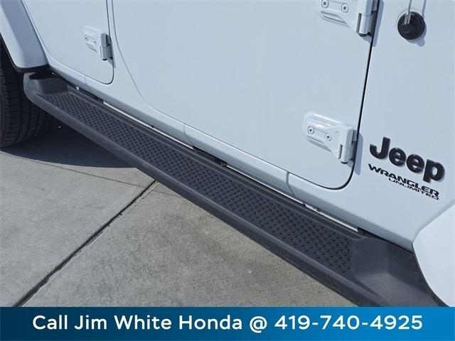 Jeep Wrangler Unlimited Sahara 2021