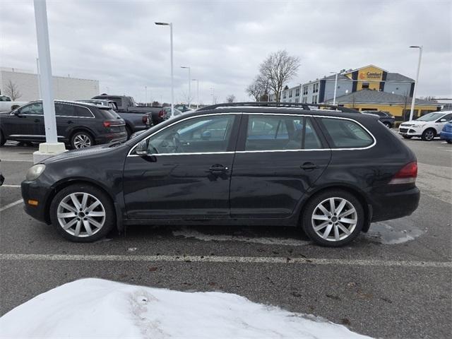 Volkswagen Jetta SportWagen 2.0L TDI 2011