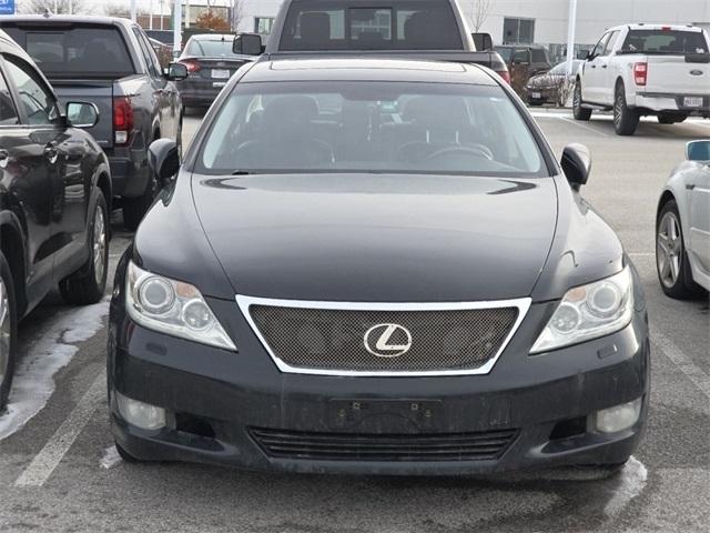 Lexus LS 460 L Luxury Sedan AWD 2011