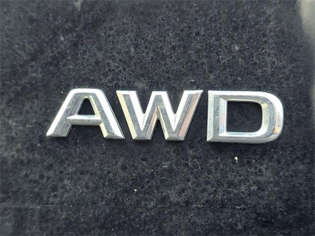 Lexus LS 460 L Luxury Sedan AWD 2011