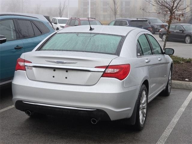 Chrysler 200 Limited 2012