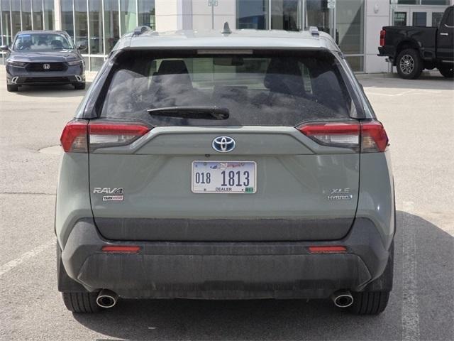 Toyota RAV4 Hybrid XLE 2023
