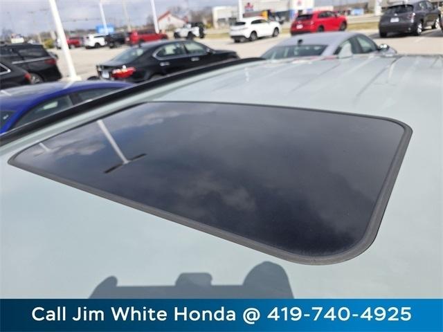 Toyota RAV4 Hybrid XLE 2023