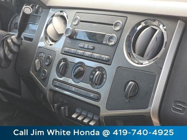 Ford F-250 SD XLT Crew Cab Long Bed 4WD 2009