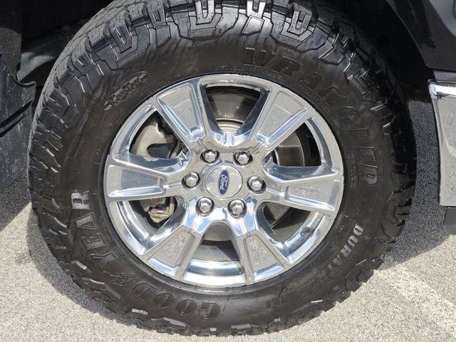 Ford F-150 Lariat SuperCrew 5.5-ft. Bed 4WD 2016