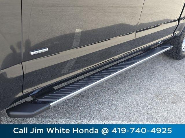 Ford F-150 Lariat SuperCrew 5.5-ft. Bed 4WD 2016