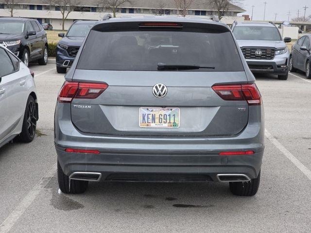 Volkswagen Tiguan S 2018