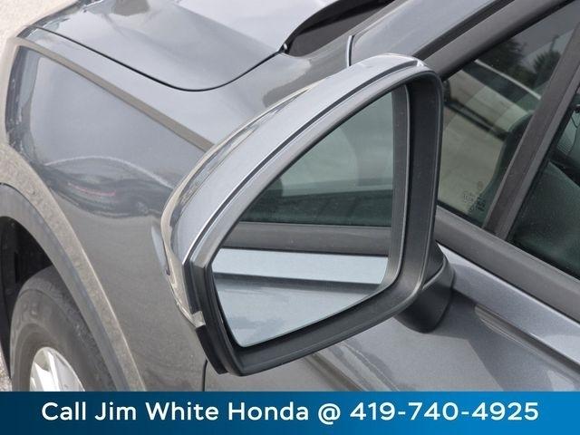 Volkswagen Tiguan S 2018