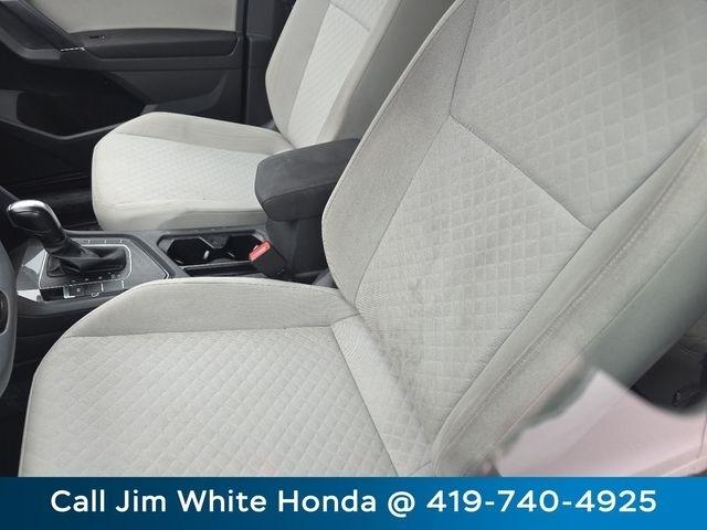 Volkswagen Tiguan S 2018