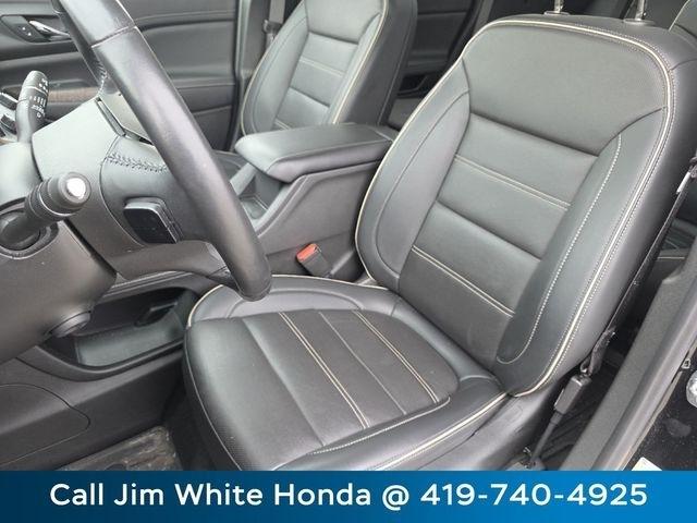 GMC Acadia Denali AWD 2022