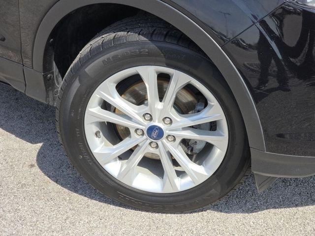 Ford Escape SEL FWD 2019