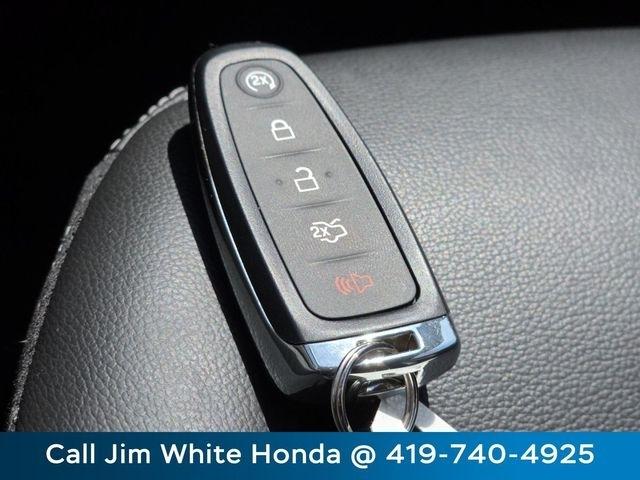 Ford Escape SEL FWD 2019